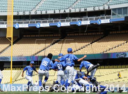 Thumbnail 1 in Bishop Amat vs. Palm Desert (CIF-SS D3 Final) photogallery.