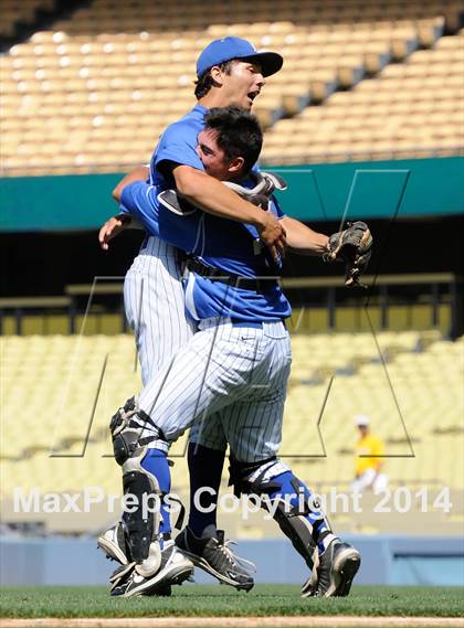 Thumbnail 3 in Bishop Amat vs. Palm Desert (CIF-SS D3 Final) photogallery.