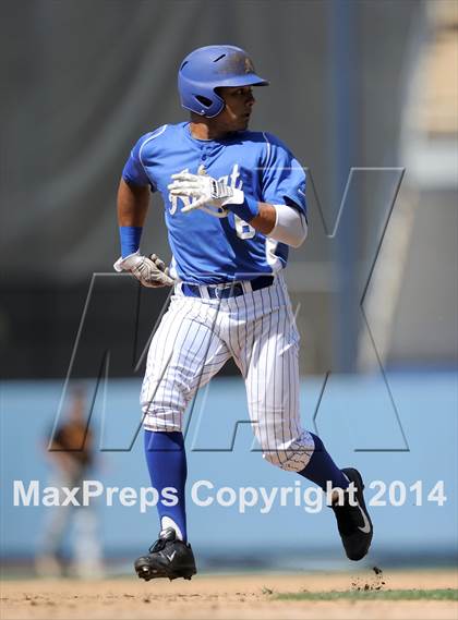 Thumbnail 2 in Bishop Amat vs. Palm Desert (CIF-SS D3 Final) photogallery.