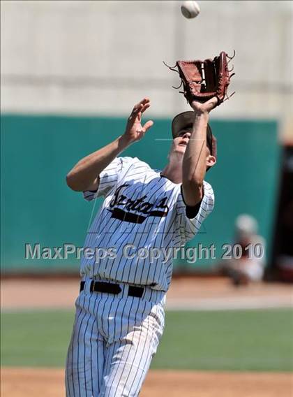 Thumbnail 1 in Torrance vs. Palm Desert (CIF SS D4 Final) photogallery.