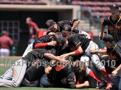 Thumbnail 2 in Torrance vs. Palm Desert (CIF SS D4 Final) photogallery.