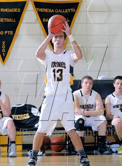Thumbnail 3 in Clarion-Limestone vs Venango Catholic photogallery.