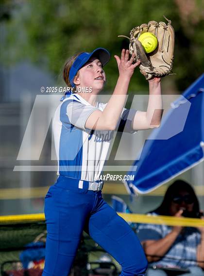 Thumbnail 3 in Rocklin vs. Whitney photogallery.