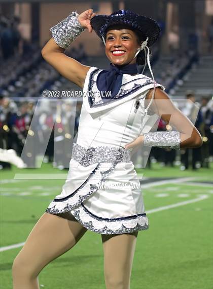 Thumbnail 3 in Tompkins vs Katy Taylor photogallery.