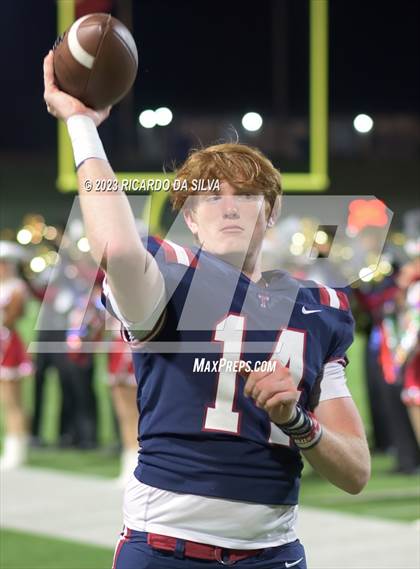Thumbnail 1 in Tompkins vs Katy Taylor photogallery.