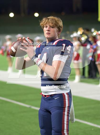 Thumbnail 3 in Tompkins vs Katy Taylor photogallery.