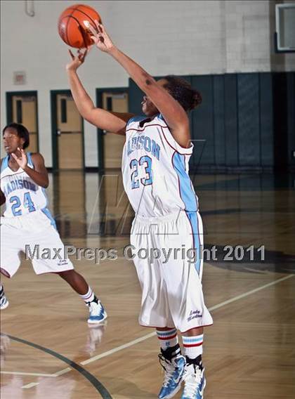 Thumbnail 3 in Kingwood Park vs.Madison [James] (McDonald's Texas Invitational) photogallery.