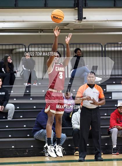 Thumbnail 2 in Cannon vs. Virginia Episcopal School photogallery.