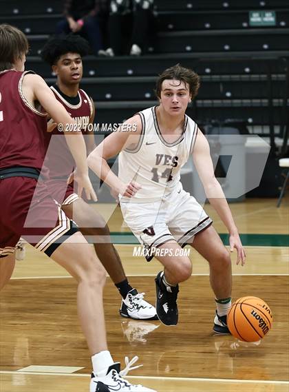 Thumbnail 2 in Cannon vs. Virginia Episcopal School photogallery.