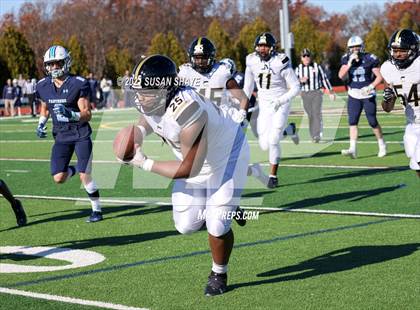 Thumbnail 3 in Franklin vs. Central (MIAA Division 1 Semifinal) photogallery.