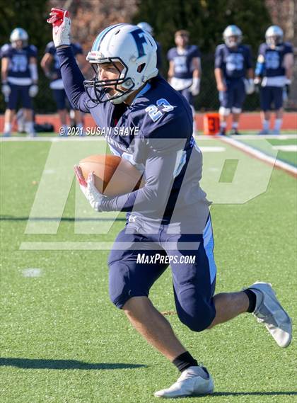 Thumbnail 2 in Franklin vs. Central (MIAA Division 1 Semifinal) photogallery.