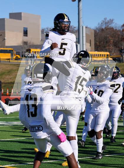 Thumbnail 3 in Franklin vs. Central (MIAA Division 1 Semifinal) photogallery.