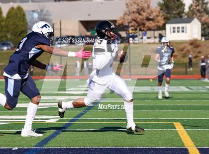 Thumbnail 1 in Franklin vs. Central (MIAA Division 1 Semifinal) photogallery.