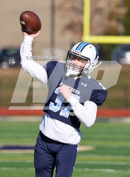 Thumbnail 1 in Franklin vs. Central (MIAA Division 1 Semifinal) photogallery.