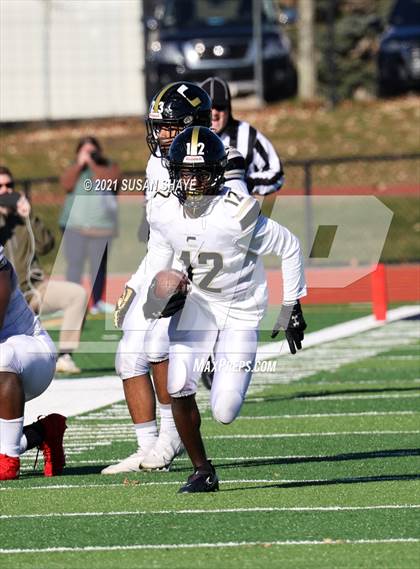 Thumbnail 2 in Franklin vs. Central (MIAA Division 1 Semifinal) photogallery.
