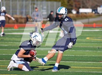 Thumbnail 3 in Franklin vs. Central (MIAA Division 1 Semifinal) photogallery.