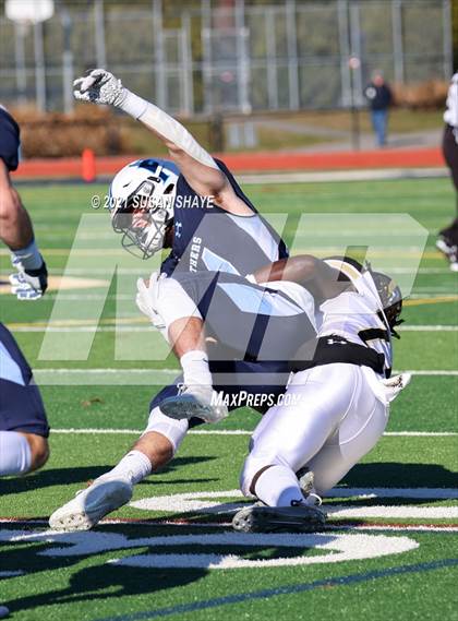 Thumbnail 2 in Franklin vs. Central (MIAA Division 1 Semifinal) photogallery.