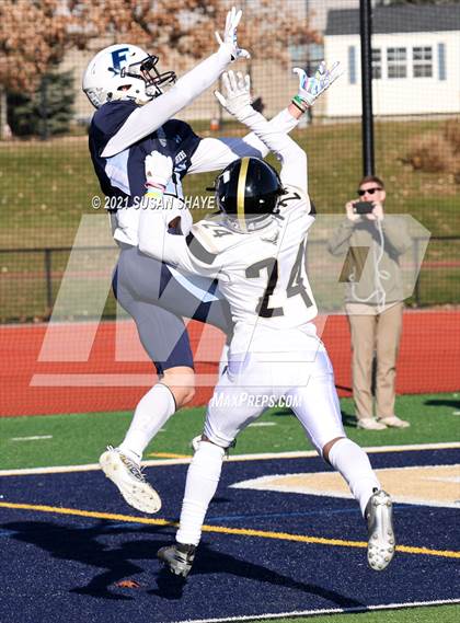 Thumbnail 1 in Franklin vs. Central (MIAA Division 1 Semifinal) photogallery.