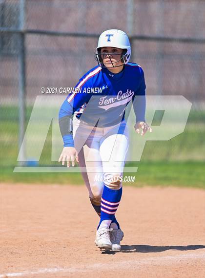 Thumbnail 3 in Cypress Woods vs Temple (NFCA Texas High School Leadoff Classic Tournament) photogallery.