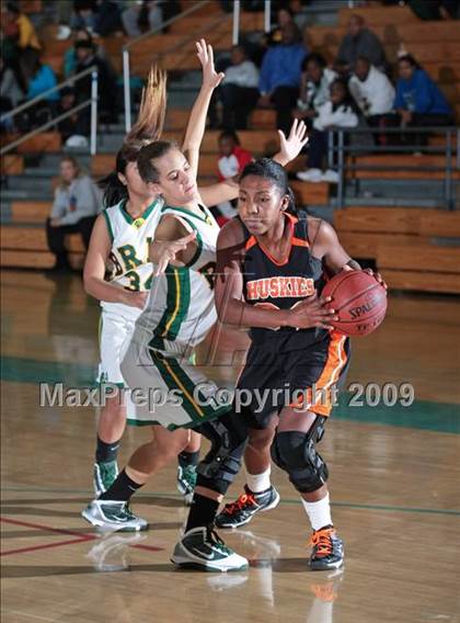 Thumbnail 3 in Brea Olinda vs. Washington (West Coast Jamboree) photogallery.