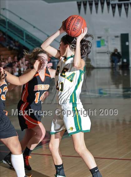 Thumbnail 3 in Brea Olinda vs. Washington (West Coast Jamboree) photogallery.