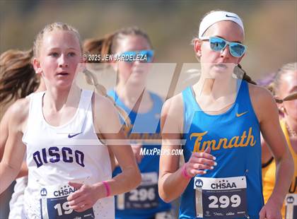 Thumbnail 2 in CHSAA 4A Cross Country Final photogallery.