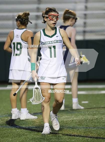 Thumbnail 1 in Cuthbertson @ Catawba Ridge photogallery.
