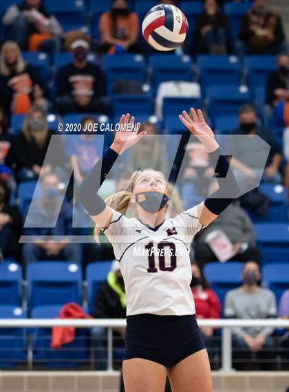 Thumbnail 1 in Brandeis vs Reagan [Ronald] (UIL 6A Regional Playoff) photogallery.