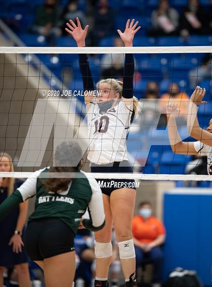 Thumbnail 3 in Brandeis vs Reagan [Ronald] (UIL 6A Regional Playoff) photogallery.