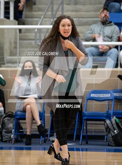 Thumbnail 3 in Brandeis vs Reagan [Ronald] (UIL 6A Regional Playoff) photogallery.