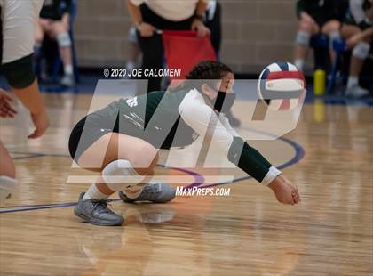 Thumbnail 2 in Brandeis vs Reagan [Ronald] (UIL 6A Regional Playoff) photogallery.