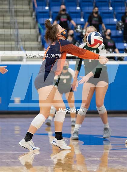 Thumbnail 2 in Brandeis vs Reagan [Ronald] (UIL 6A Regional Playoff) photogallery.
