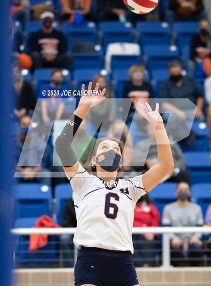 Thumbnail 3 in Brandeis vs Reagan [Ronald] (UIL 6A Regional Playoff) photogallery.
