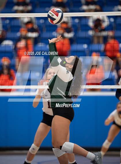 Thumbnail 2 in Brandeis vs Reagan [Ronald] (UIL 6A Regional Playoff) photogallery.