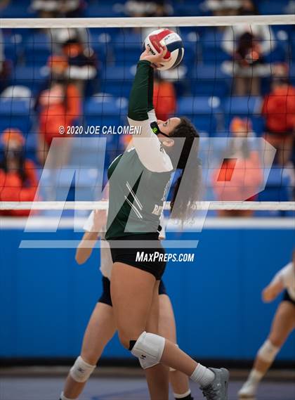 Thumbnail 3 in Brandeis vs Reagan [Ronald] (UIL 6A Regional Playoff) photogallery.