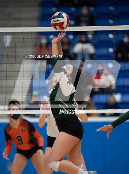 Thumbnail 1 in Brandeis vs Reagan [Ronald] (UIL 6A Regional Playoff) photogallery.