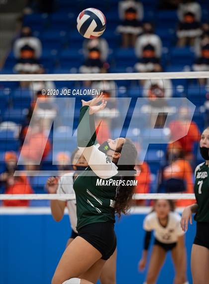 Thumbnail 3 in Brandeis vs Reagan [Ronald] (UIL 6A Regional Playoff) photogallery.