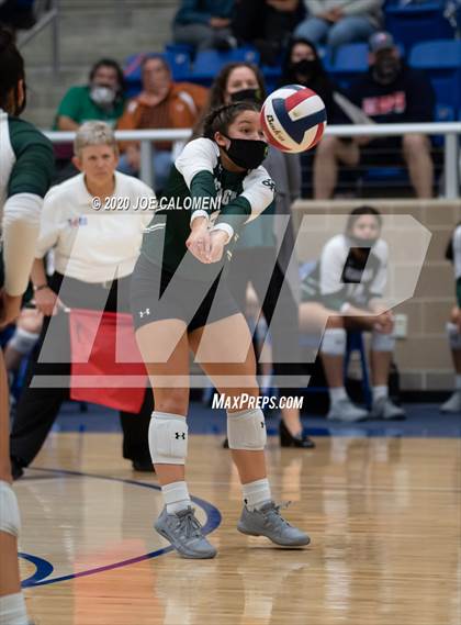 Thumbnail 3 in Brandeis vs Reagan [Ronald] (UIL 6A Regional Playoff) photogallery.