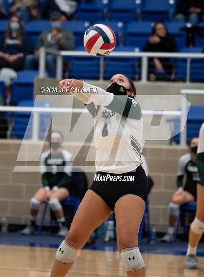 Thumbnail 1 in Brandeis vs Reagan [Ronald] (UIL 6A Regional Playoff) photogallery.