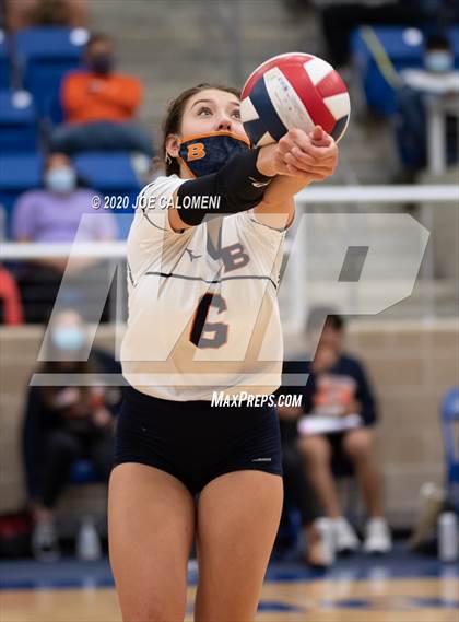 Thumbnail 2 in Brandeis vs Reagan [Ronald] (UIL 6A Regional Playoff) photogallery.