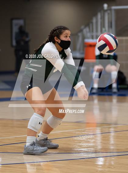 Thumbnail 3 in Brandeis vs Reagan [Ronald] (UIL 6A Regional Playoff) photogallery.