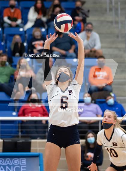 Thumbnail 3 in Brandeis vs Reagan [Ronald] (UIL 6A Regional Playoff) photogallery.
