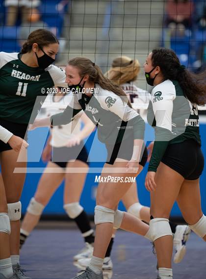 Thumbnail 1 in Brandeis vs Reagan [Ronald] (UIL 6A Regional Playoff) photogallery.