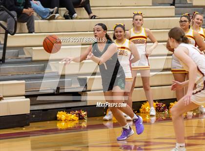 Thumbnail 1 in Peninsula @ Capital photogallery.