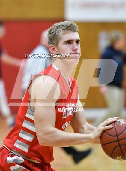 Thumbnail 2 in Redwood vs. Petaluma photogallery.