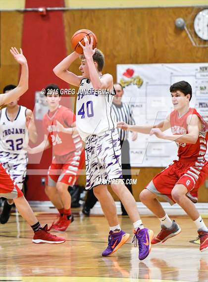 Thumbnail 1 in Redwood vs. Petaluma photogallery.
