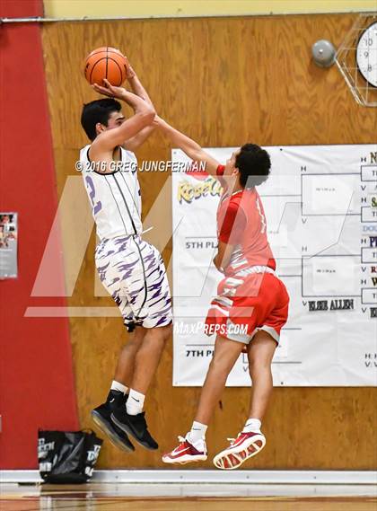 Thumbnail 1 in Redwood vs. Petaluma photogallery.