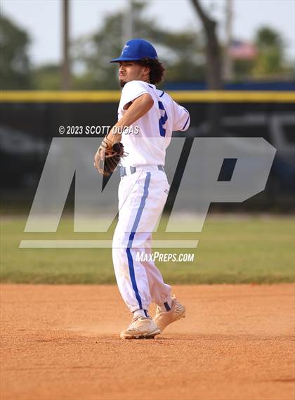 Thumbnail 3 in Lake Howell @ Lyman photogallery.