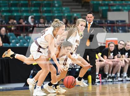 Thumbnail 2 in Mead vs. Windsor (CHSAA 4A Final Four) photogallery.