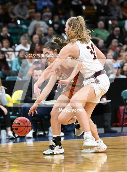 Thumbnail 3 in Mead vs. Windsor (CHSAA 4A Final Four) photogallery.
